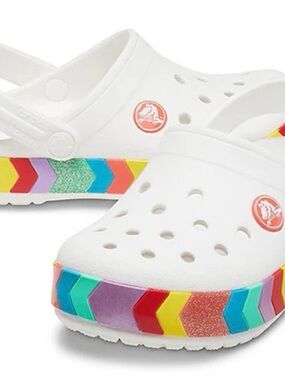 CROCS White Kids' Classic Clog with Rainbow Chevron Trim Sz 11